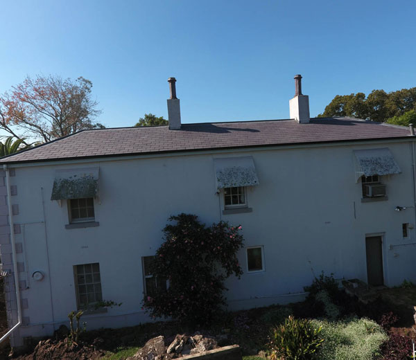 Welsh Penryhn slate roof tile